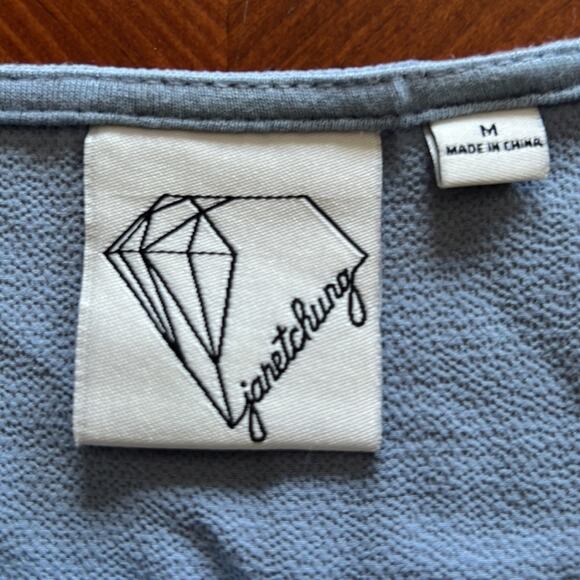 Janet Chung Light Blue Sleeveless Blouse Front Zip Woman Size Medium - Picture 4 of 9